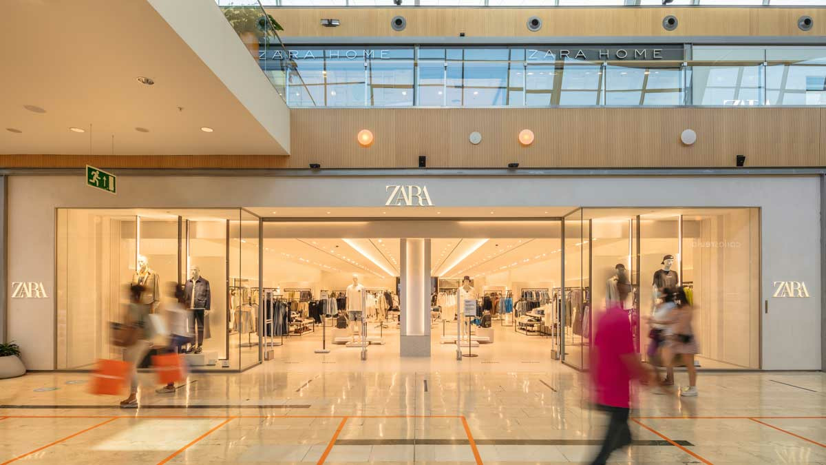 Puerto Venecia, Zaragoza, Internal View of Zara