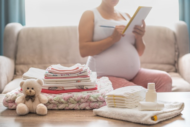 Baby on Board: Dein Guide für Anmeldungen & Anträge